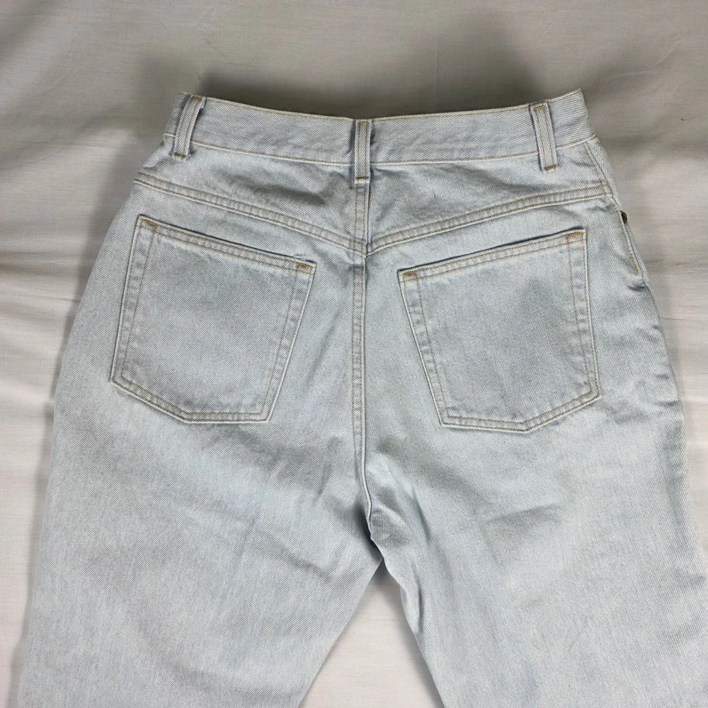 LL Bean Light Wash Orinigal Fit / Relaxed Jeans Womens 10 100% Cotton Casual